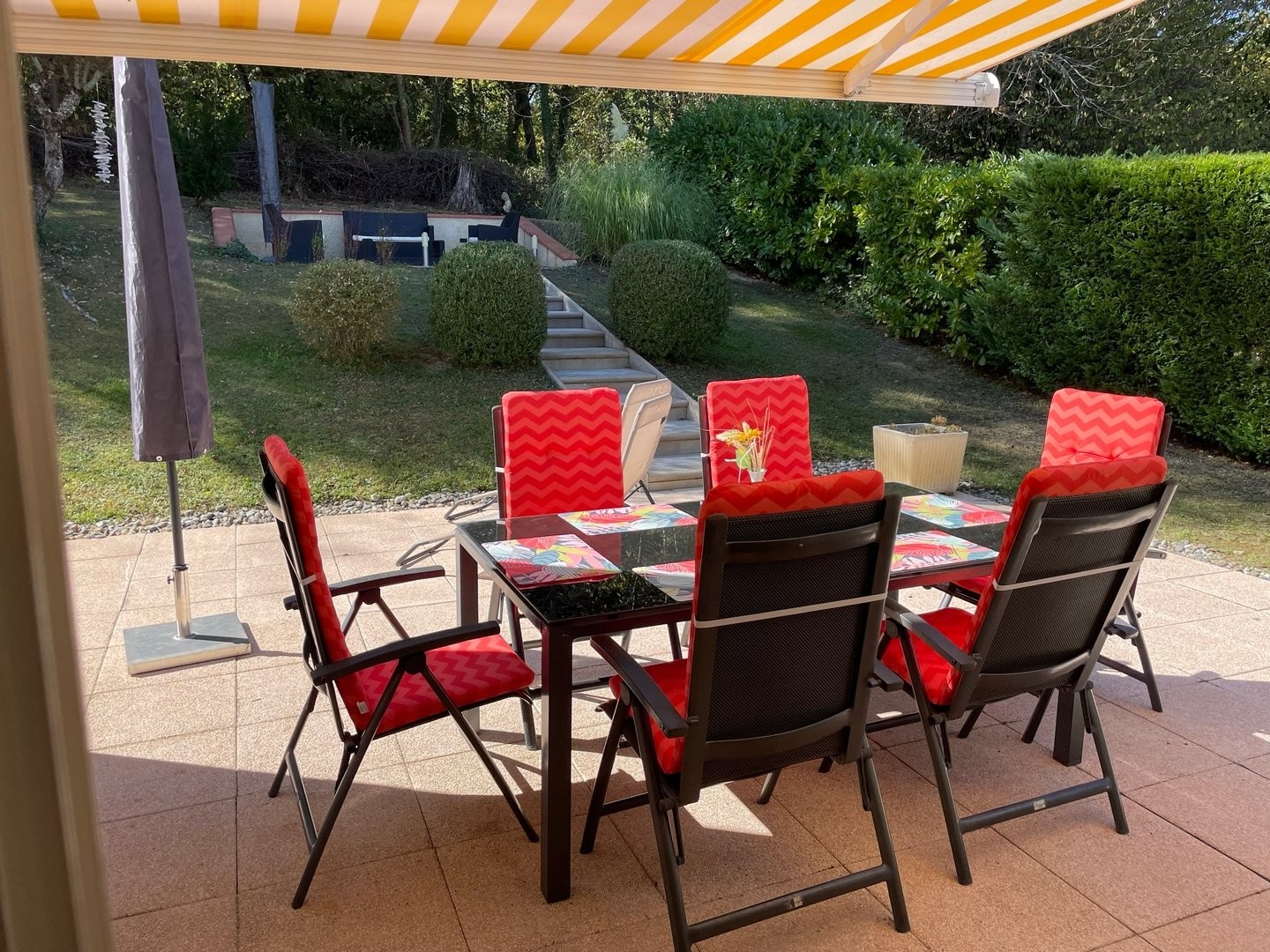 Chateau cazaleres villa campagne 99 terras met tuinset