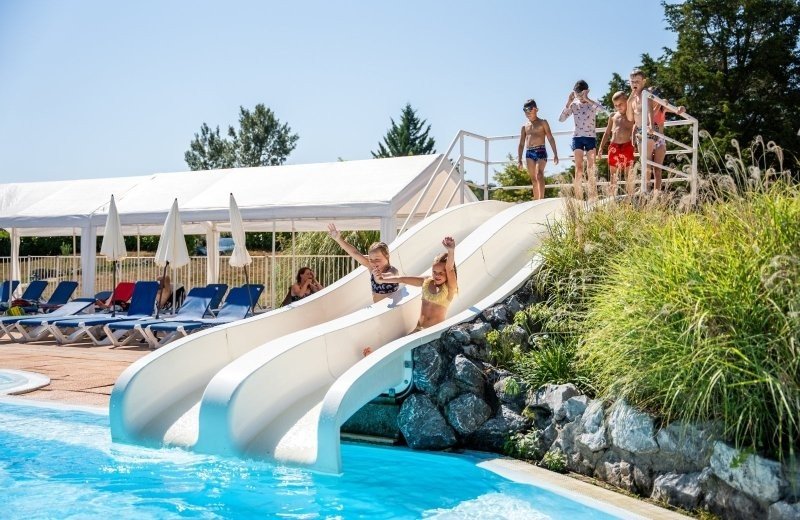 Vakantiepark met glijbaan zuid frankrijk